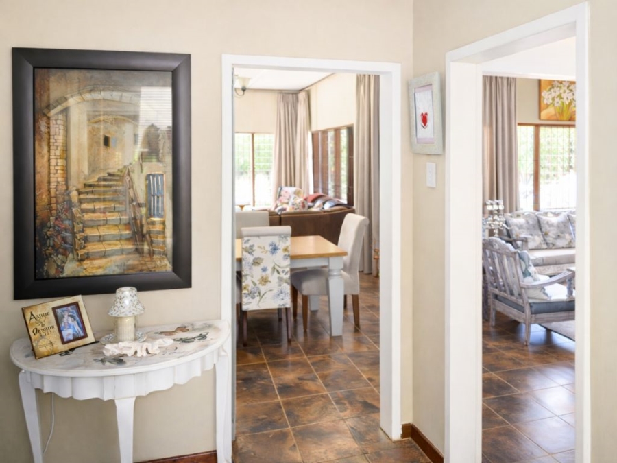 4 Bedroom Property for Sale in Wilgenhof Free State